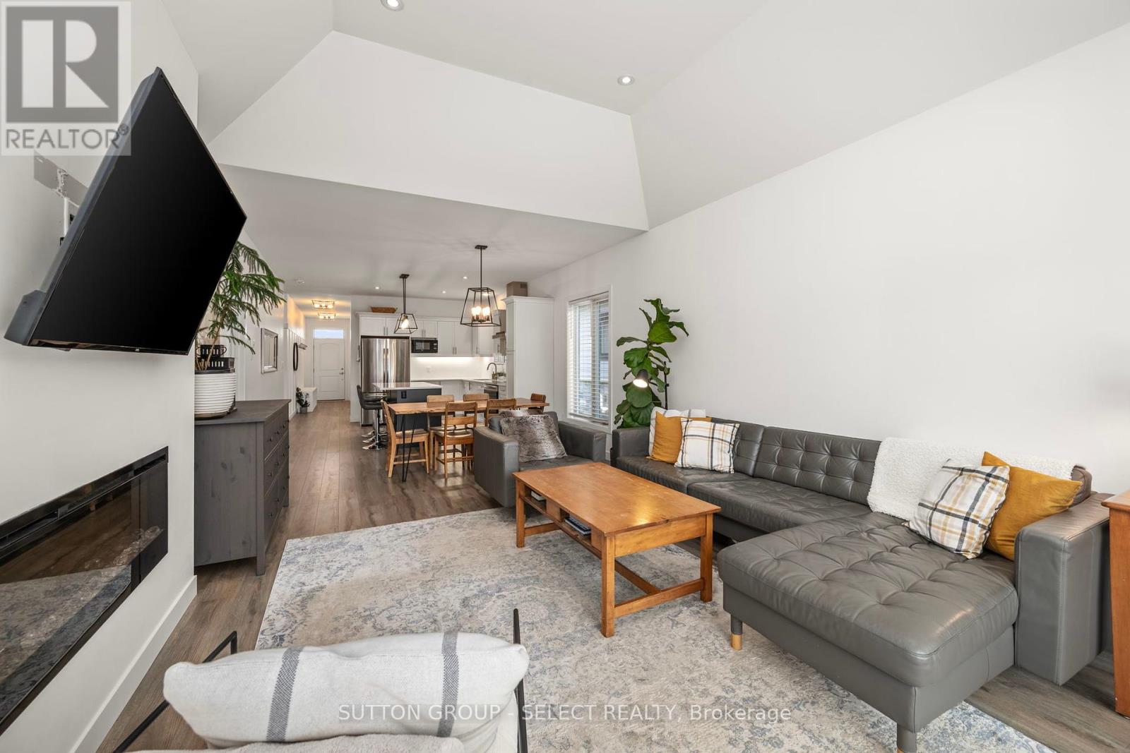 224 Doan Drive, Middlesex Centre, Ontario  N0L 1R0 - Photo 18 - X12390756