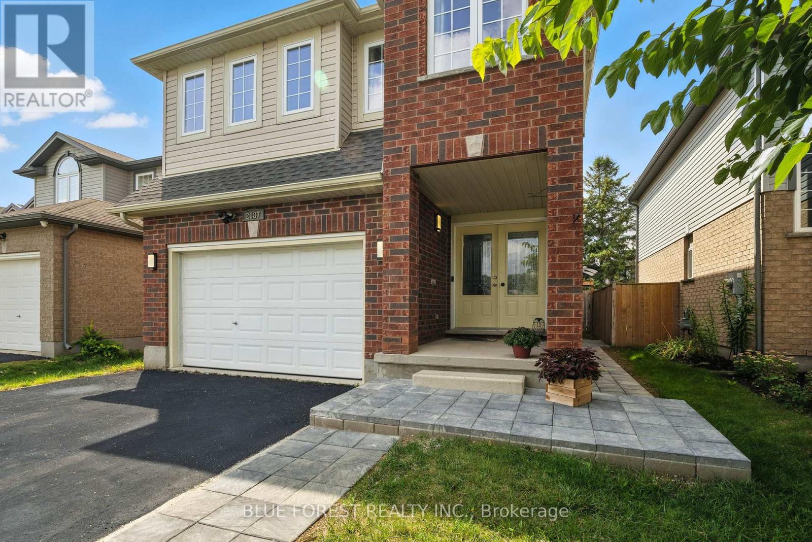 2087 Foxwood Avenue, London North (North S), Ontario  N6G 0C7 - Photo 2 - X12390781
