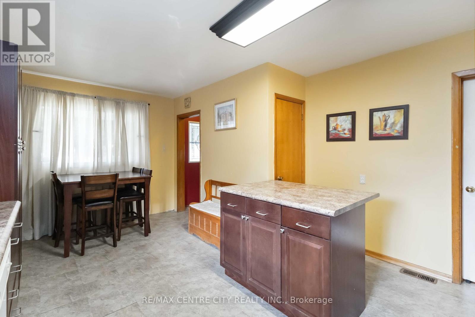 358 Belfield Street, London East (East A), Ontario  N5Y 2K4 - Photo 21 - X12390792