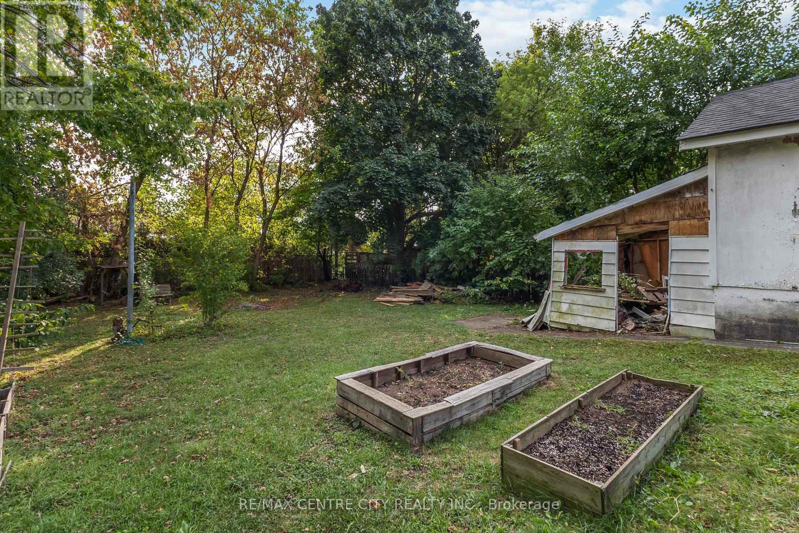 358 Belfield Street, London East (East A), Ontario  N5Y 2K4 - Photo 37 - X12390792