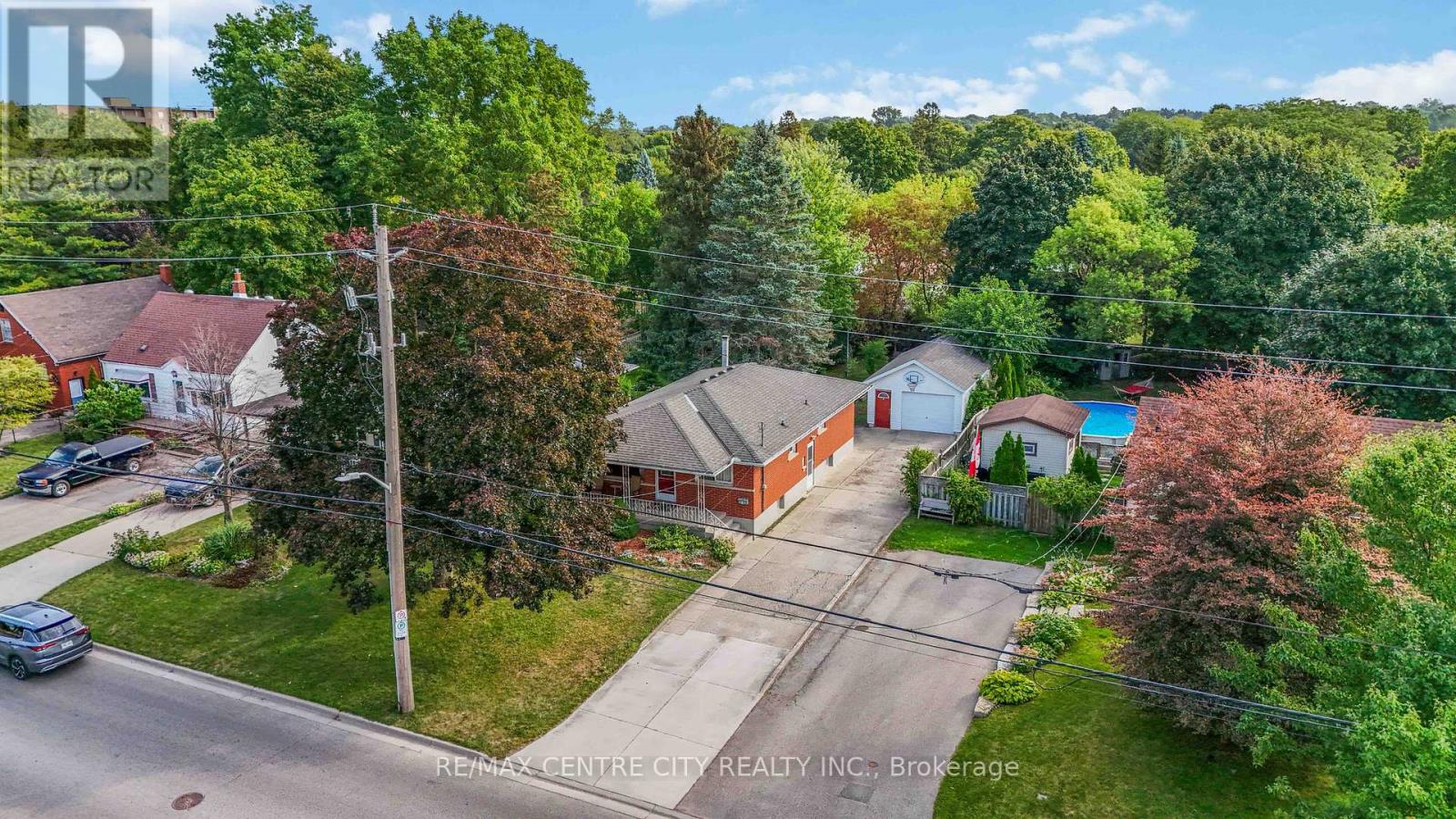 358 Belfield Street, London East (East A), Ontario  N5Y 2K4 - Photo 4 - X12390792
