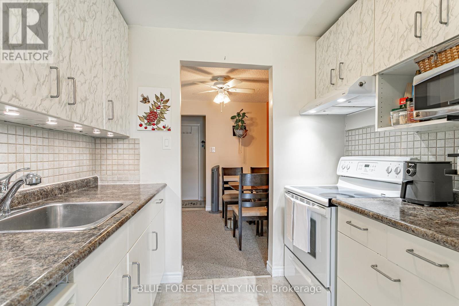 78 - 1096 Jalna Boulevard, London South, Ontario  N6E 3B8 - Photo 4 - X12390869