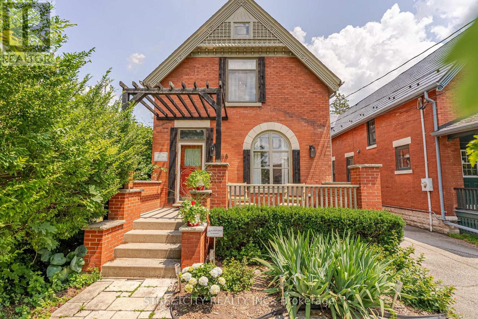 908 Maitland Street, London East, Ontario  N5Y 2X1 - Photo 3 - X12390877