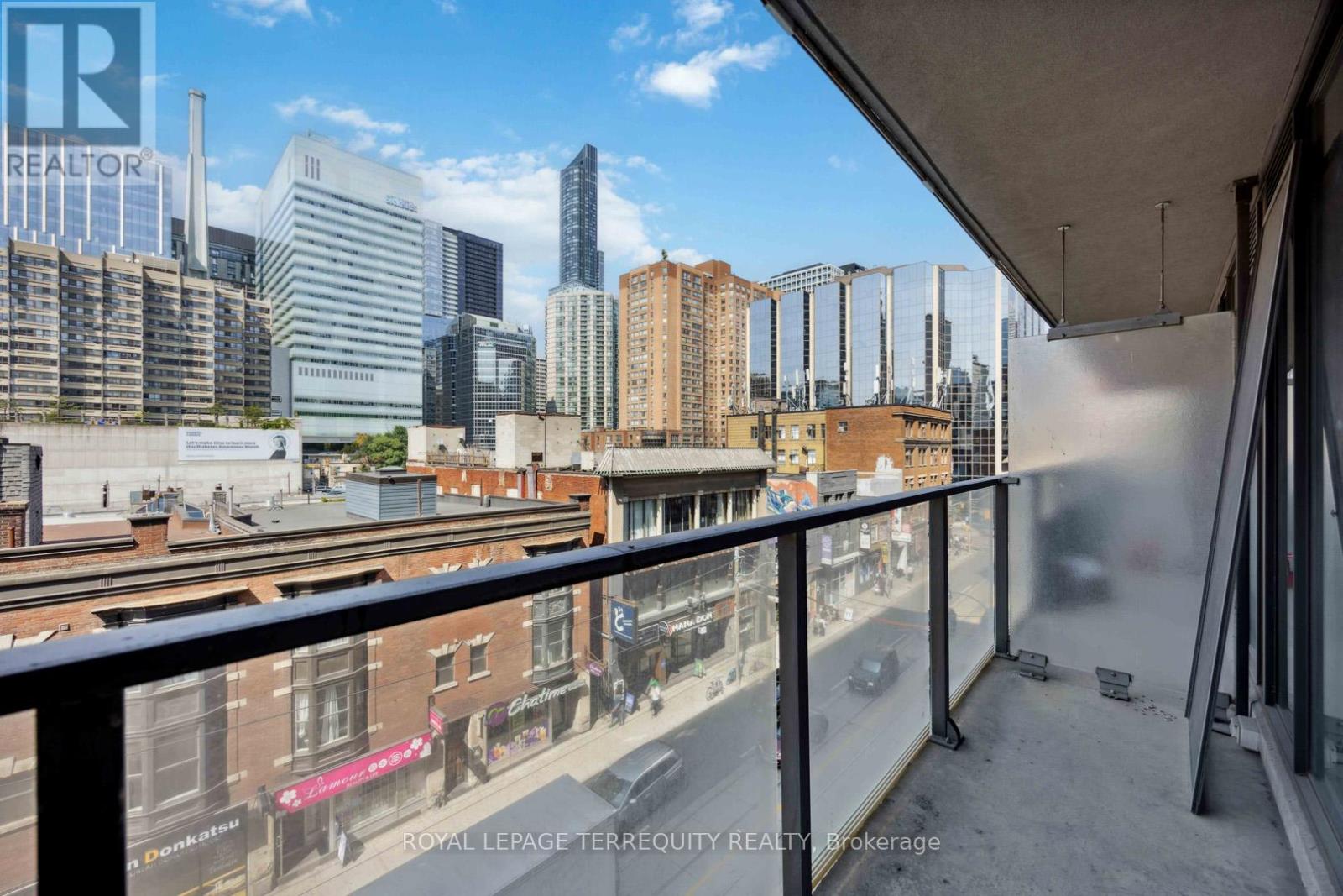 729 - 111 Elizabeth Street, Toronto, Ontario  M5G 1P7 - Photo 18 - C12390614