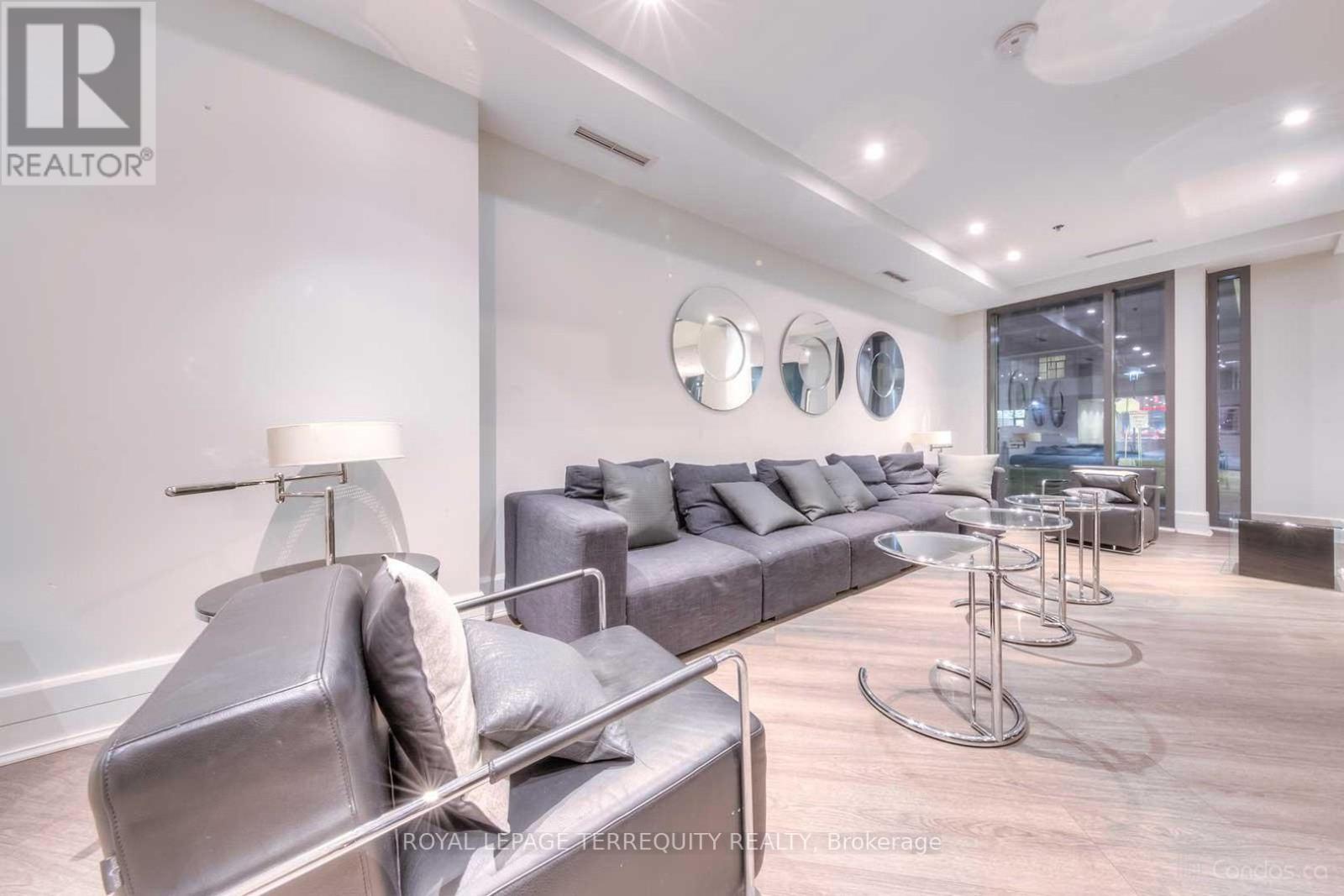 729 - 111 Elizabeth Street, Toronto, Ontario  M5G 1P7 - Photo 22 - C12390614