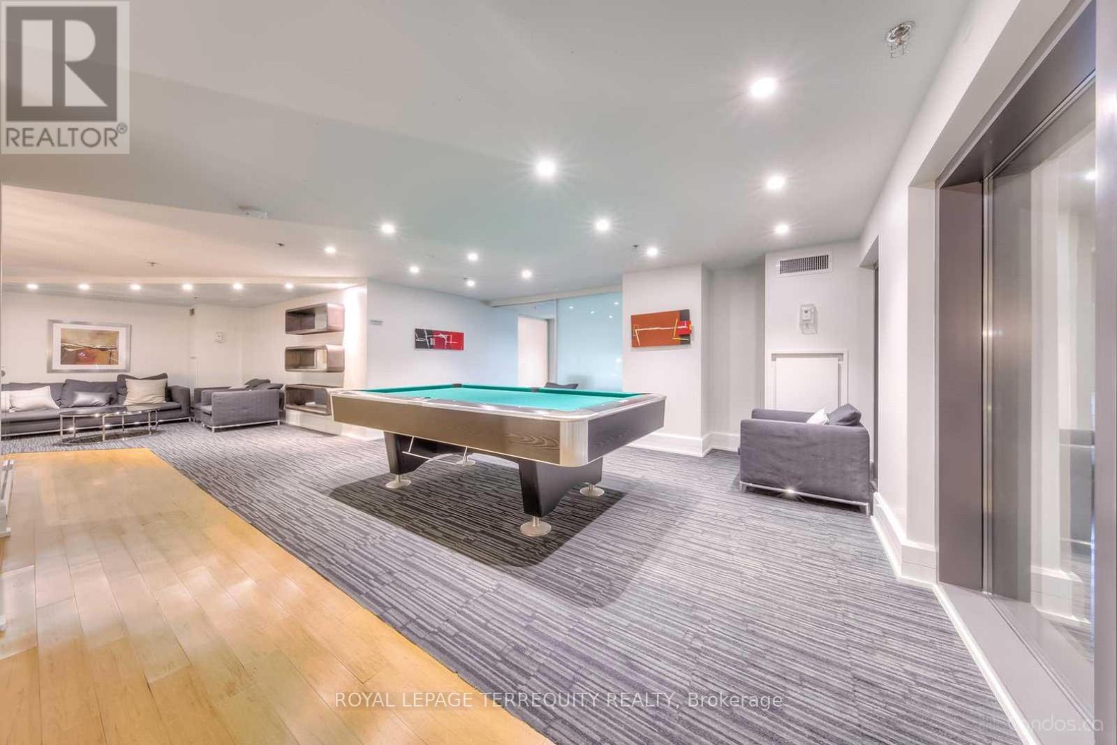 729 - 111 Elizabeth Street, Toronto, Ontario  M5G 1P7 - Photo 24 - C12390614