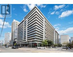 729 - 111 ELIZABETH STREET