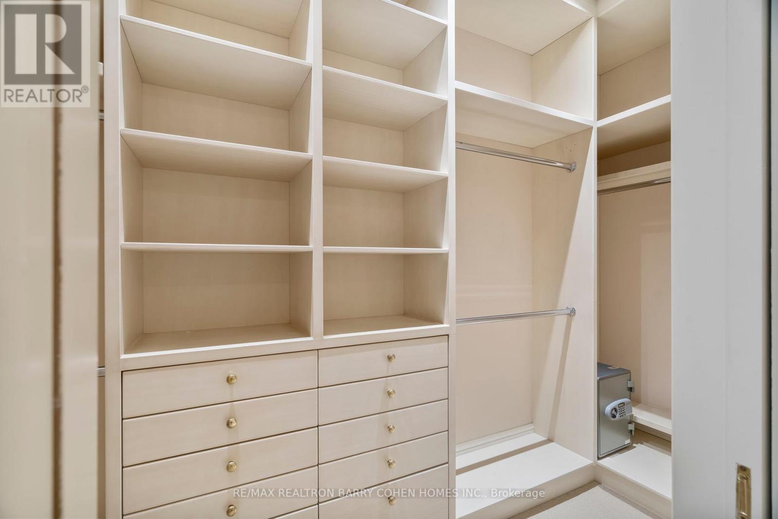 206 - 1 Post Road, Toronto, Ontario  M3B 3R4 - Photo 16 - C12390635