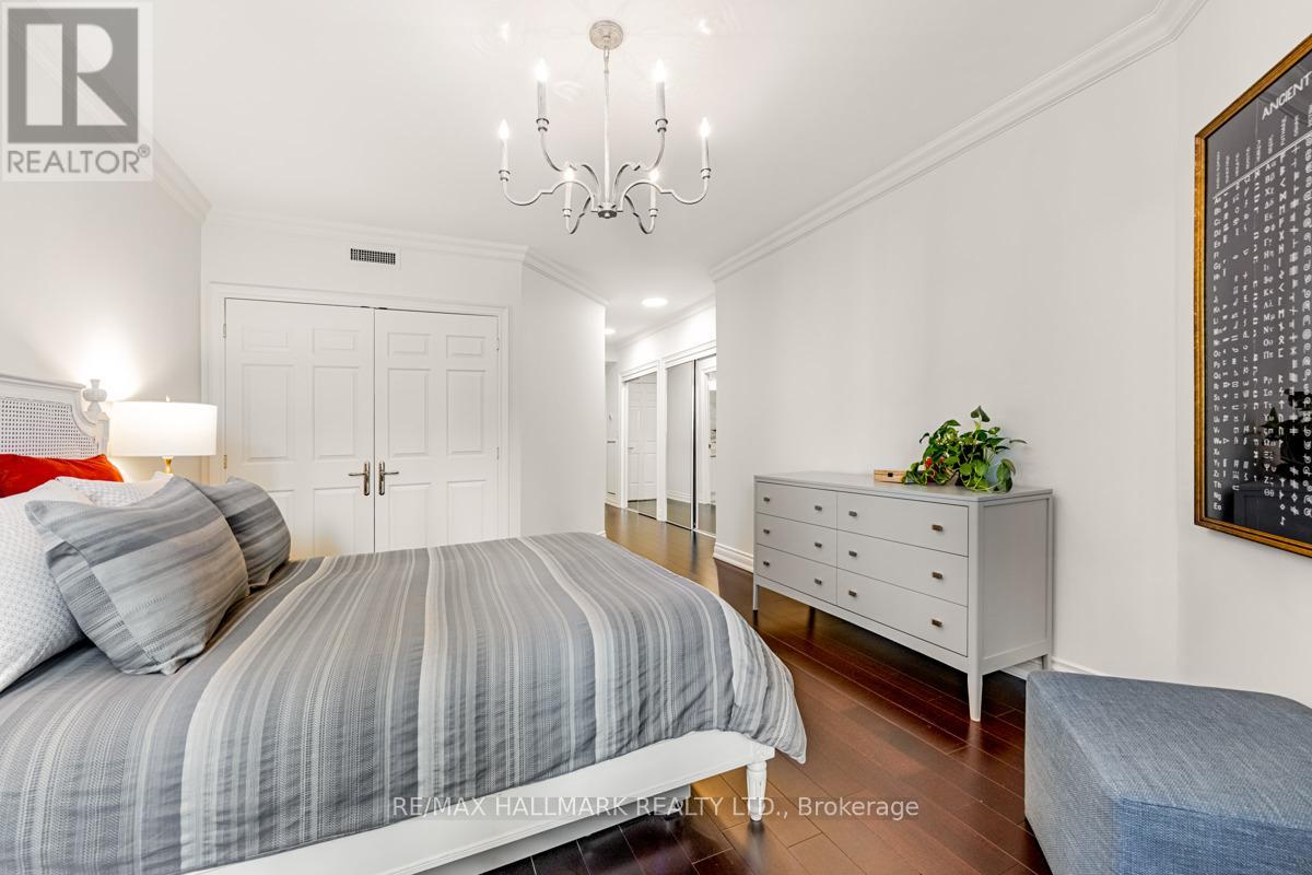 301 - 8 Sultan Street, Toronto, Ontario  M5S 1L7 - Photo 22 - C12390655