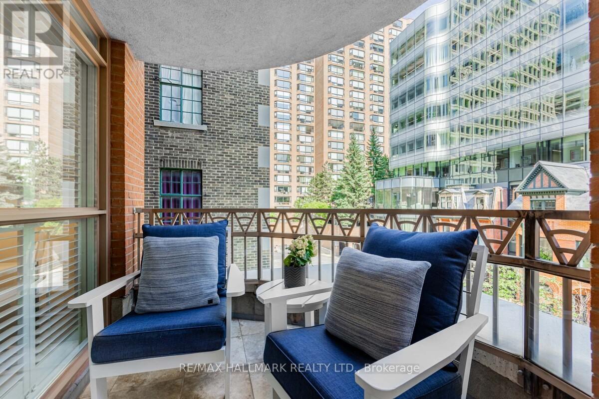 301 - 8 Sultan Street, Toronto, Ontario  M5S 1L7 - Photo 28 - C12390655