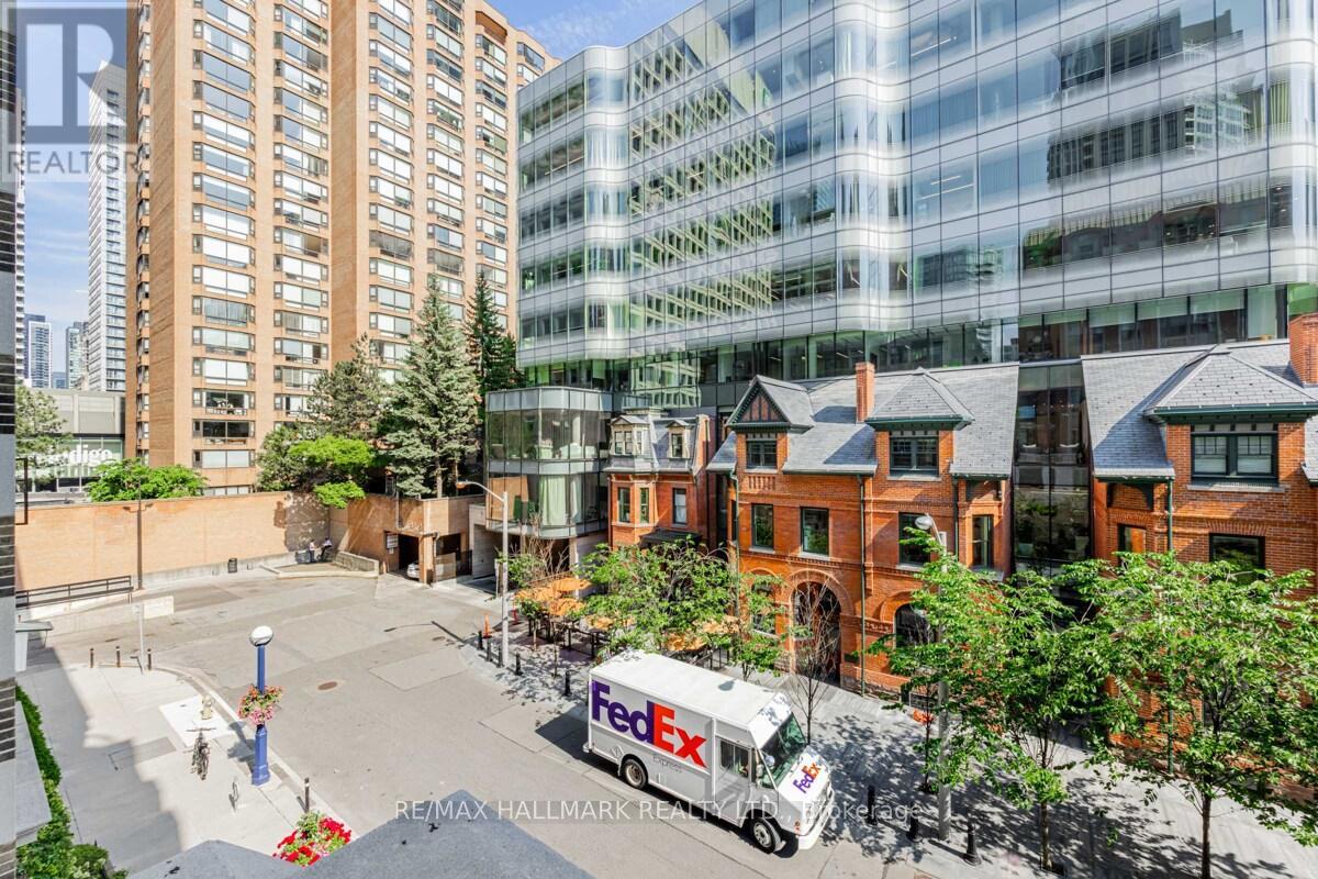 301 - 8 Sultan Street, Toronto, Ontario  M5S 1L7 - Photo 29 - C12390655