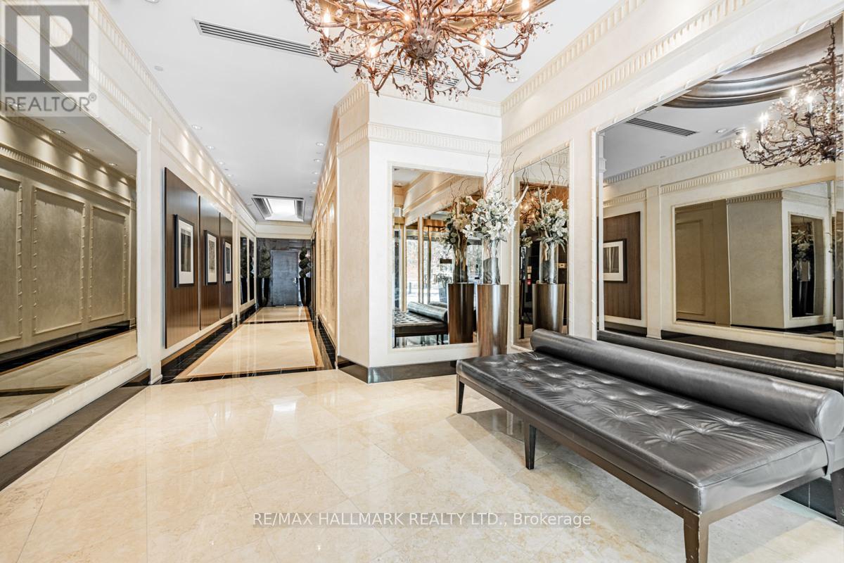 301 - 8 Sultan Street, Toronto, Ontario  M5S 1L7 - Photo 4 - C12390655