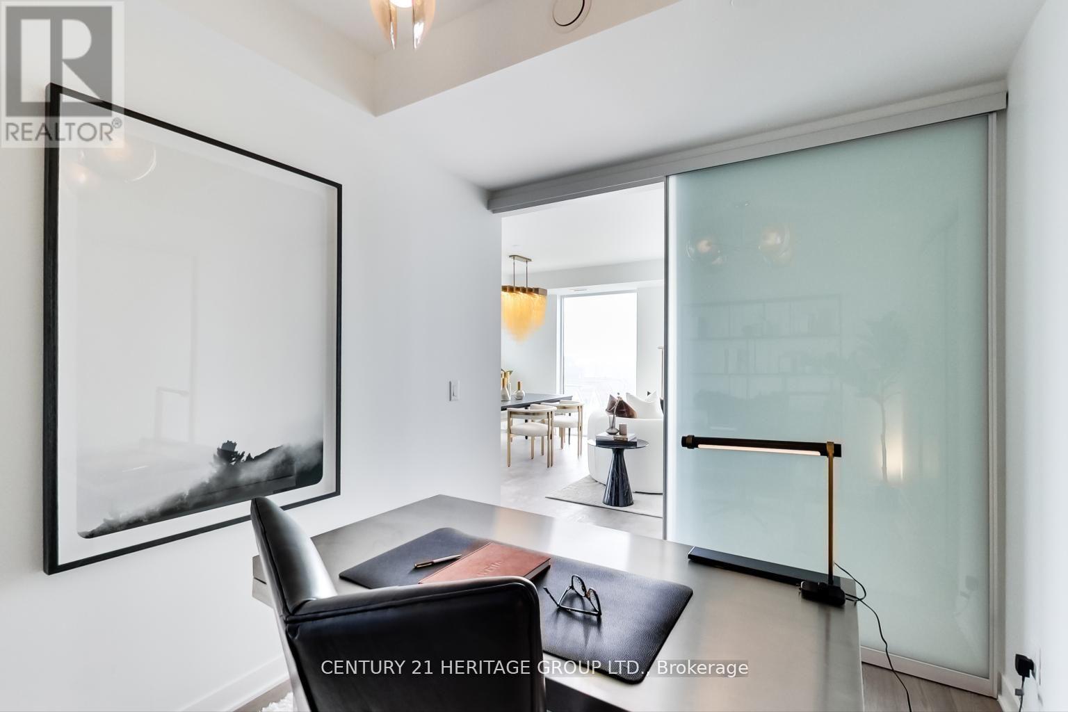 907 - 185 Alberta Avenue, Toronto (Oakwood Village), Ontario  M6C 0A5 - Photo 12 - C12390658