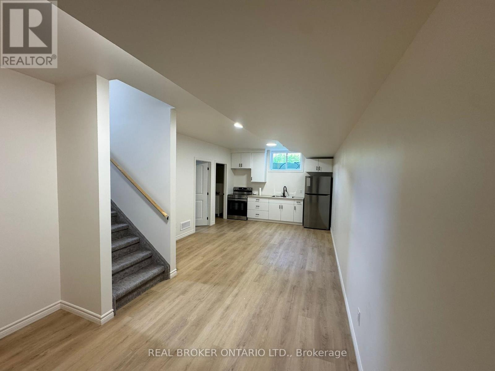 13 Linden Street, Aylmer, Ontario  N5H 0B8 - Photo 17 - X12374531