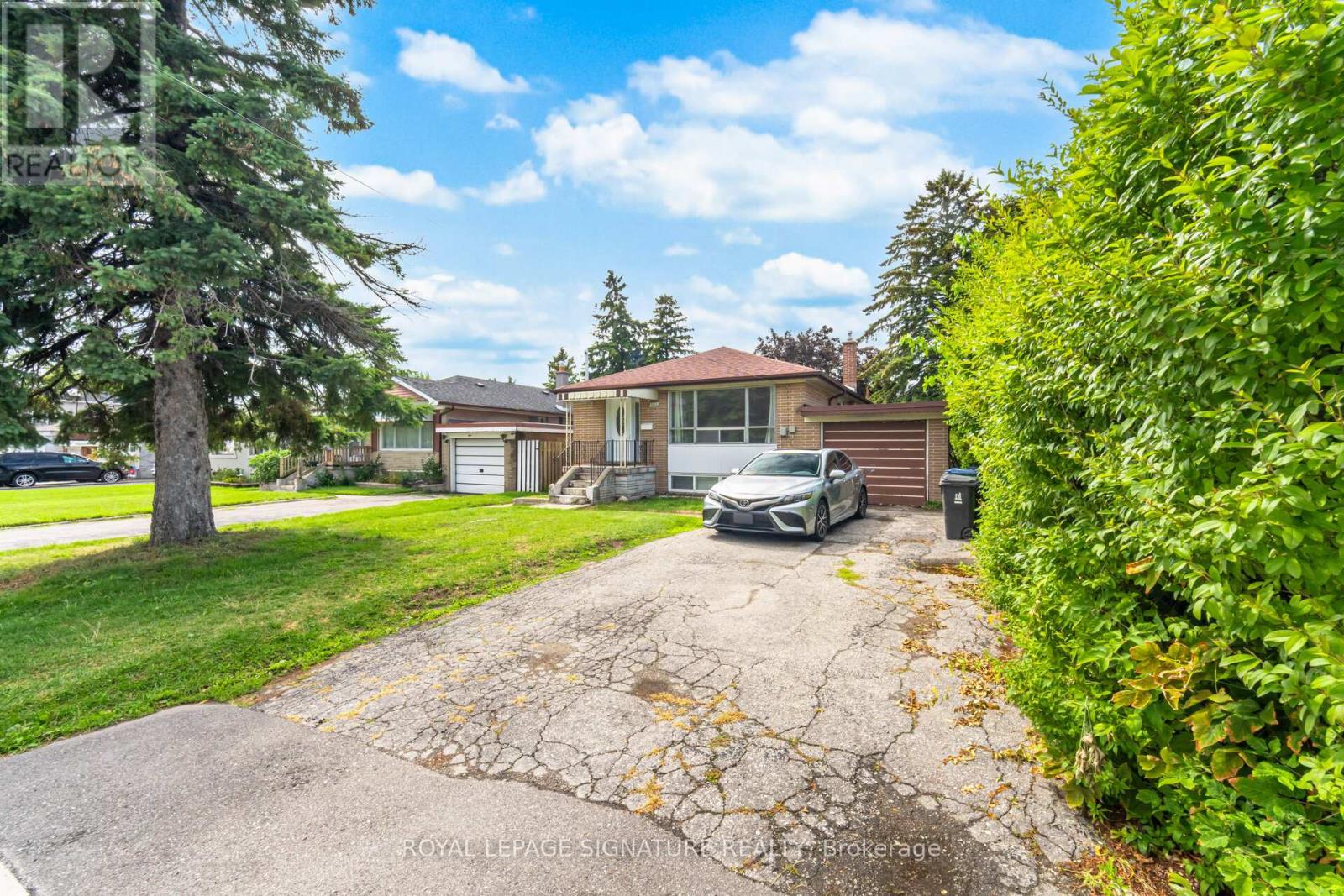 1 - 1162 Brimley Road, Toronto, Ontario  M1P 3G3 - Photo 5 - E12390602