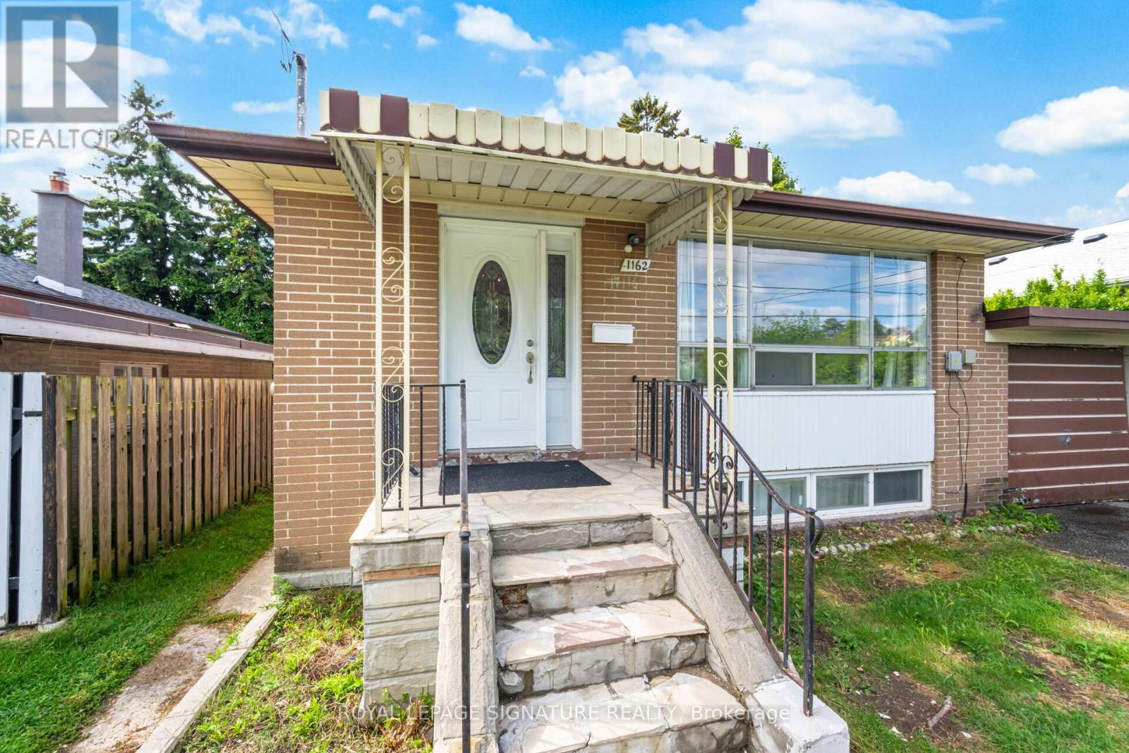 1 - 1162 Brimley Road, Toronto, Ontario  M1P 3G3 - Photo 7 - E12390602