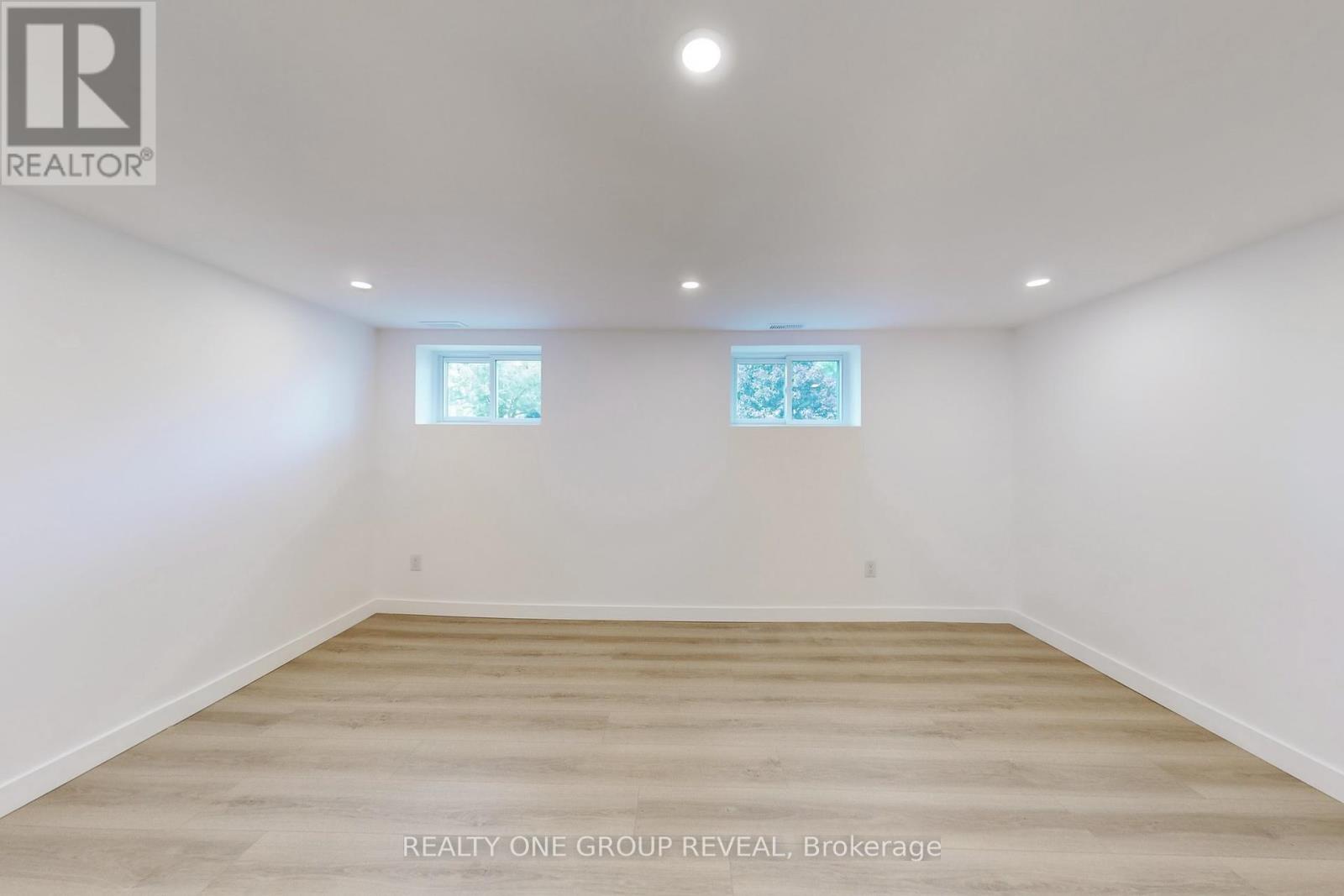 739 Annland Street, Pickering, Ontario  L1W 1B5 - Photo 35 - E12390609