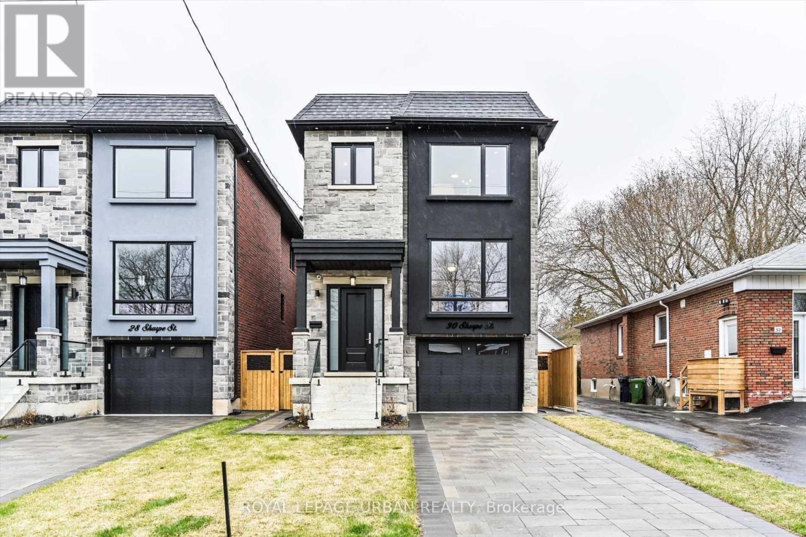 30 SHARPE STREET, Toronto, Ontario