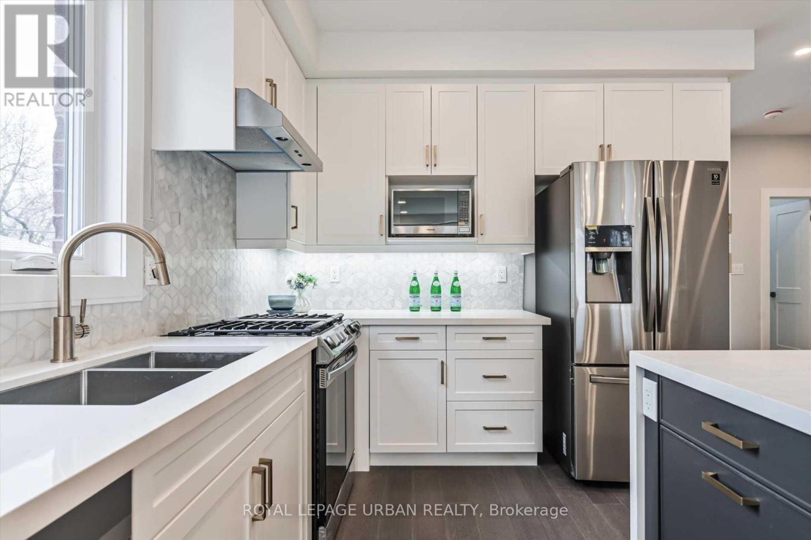 30 Sharpe Street, Toronto, Ontario  M1N 3T6 - Photo 10 - E12390682