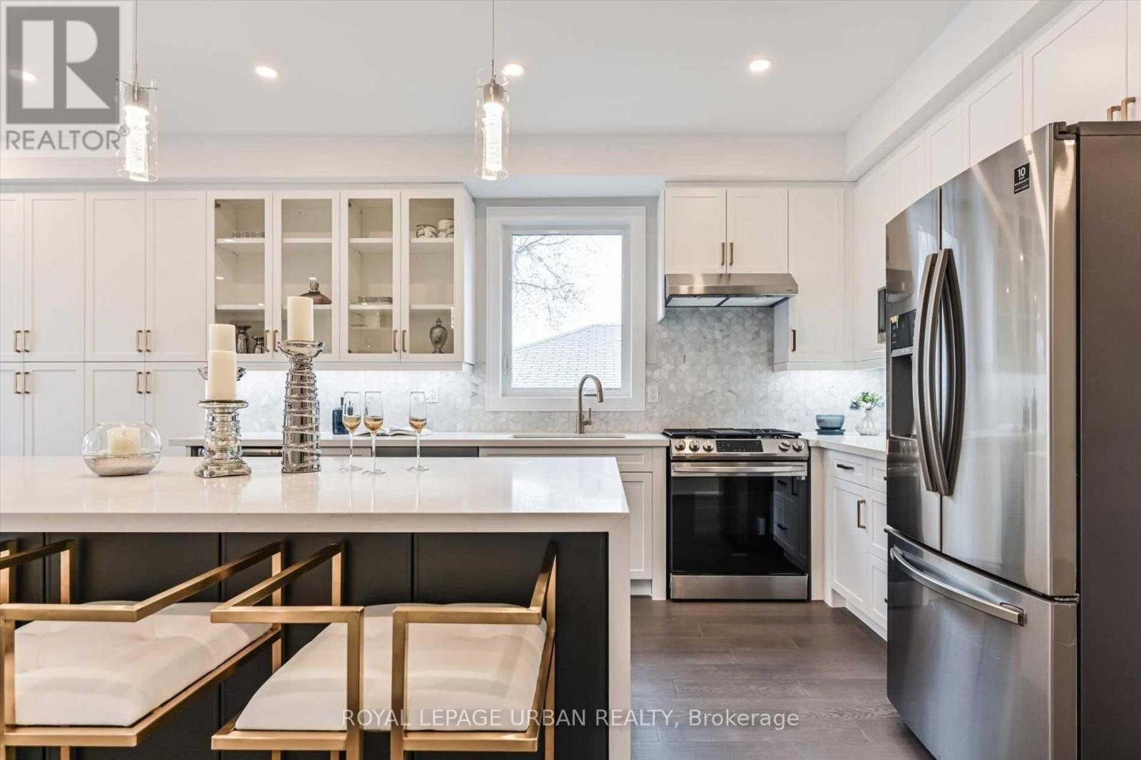 30 Sharpe Street, Toronto, Ontario  M1N 3T6 - Photo 11 - E12390682
