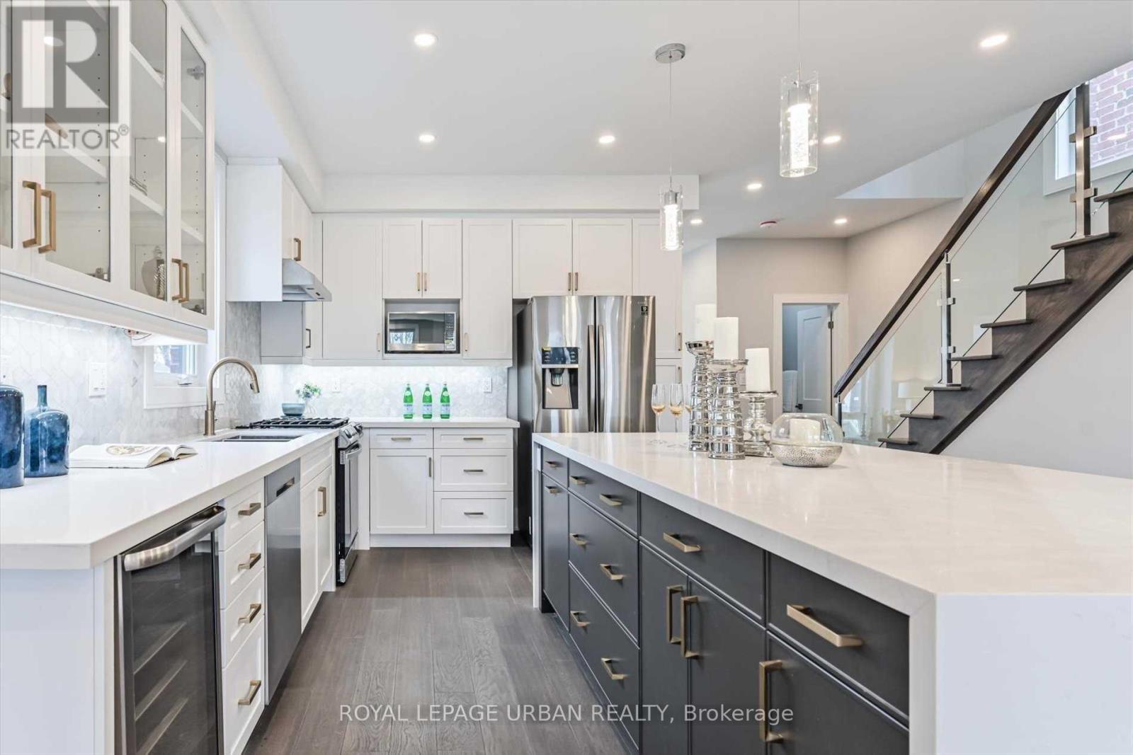 30 Sharpe Street, Toronto, Ontario  M1N 3T6 - Photo 9 - E12390682