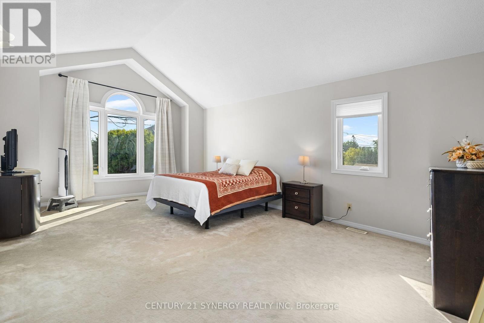 2034 Frank Bender Street, Ottawa, Ontario  K1C 1M7 - Photo 14 - X12390818