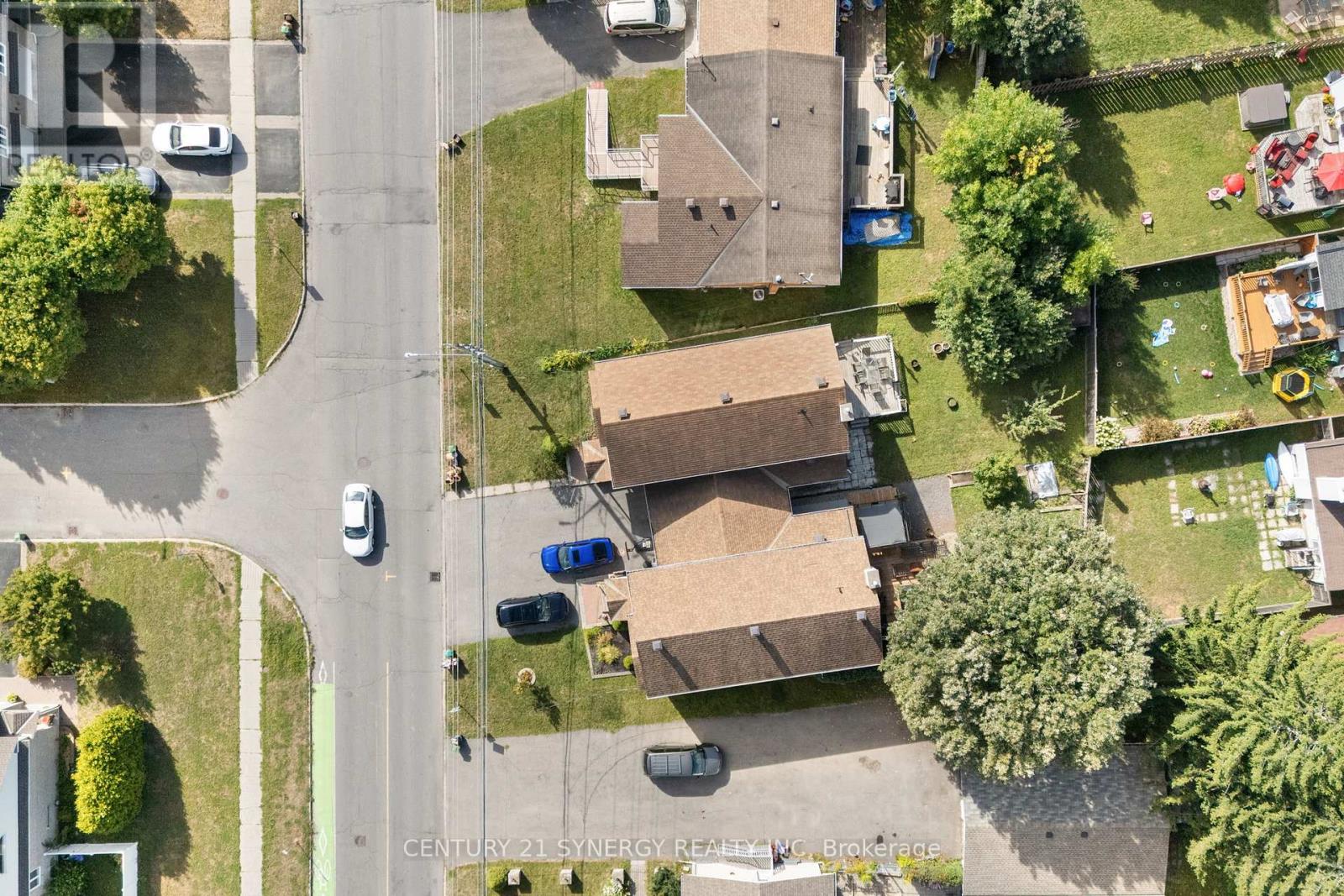 2034 Frank Bender Street, Ottawa, Ontario  K1C 1M7 - Photo 28 - X12390818