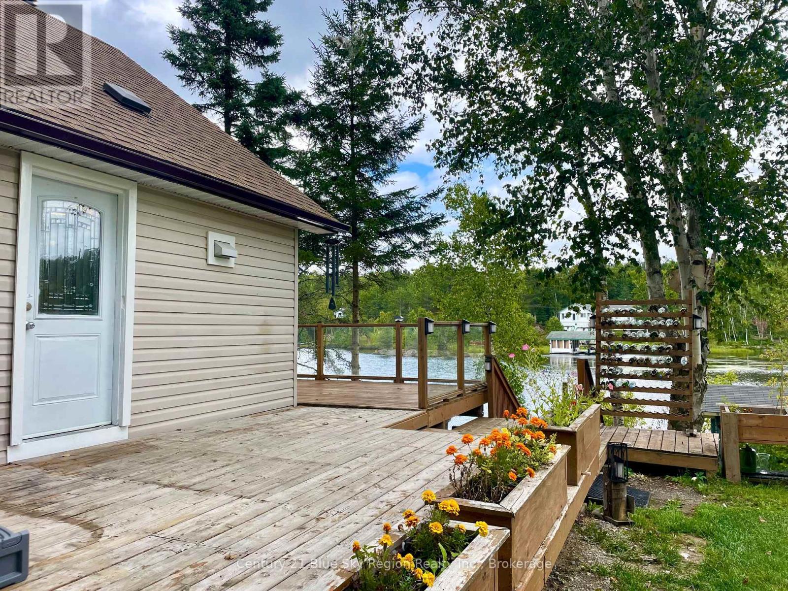 93 A Hood Avenue, Markstay-Warren, Ontario  P0M 1C0 - Photo 7 - X12390780