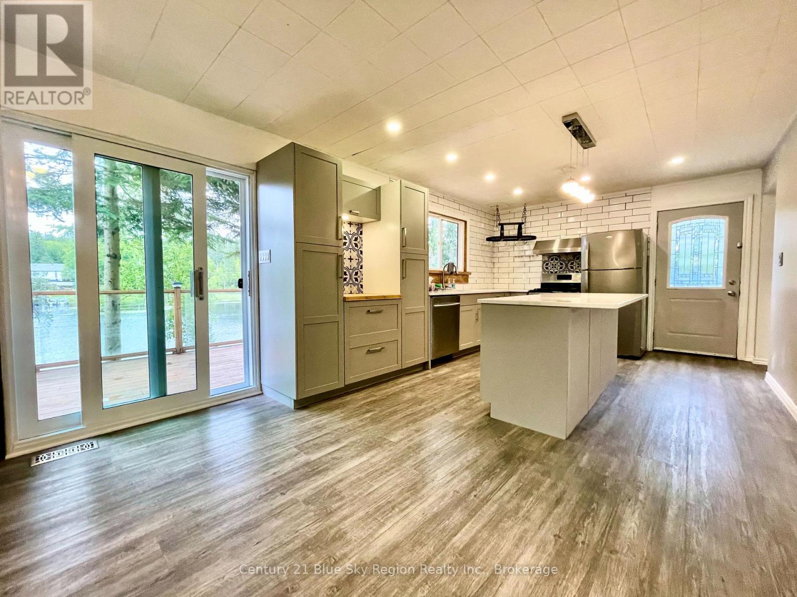93 A Hood Avenue, Markstay-Warren, Ontario  P0M 1C0 - Photo 8 - X12390780