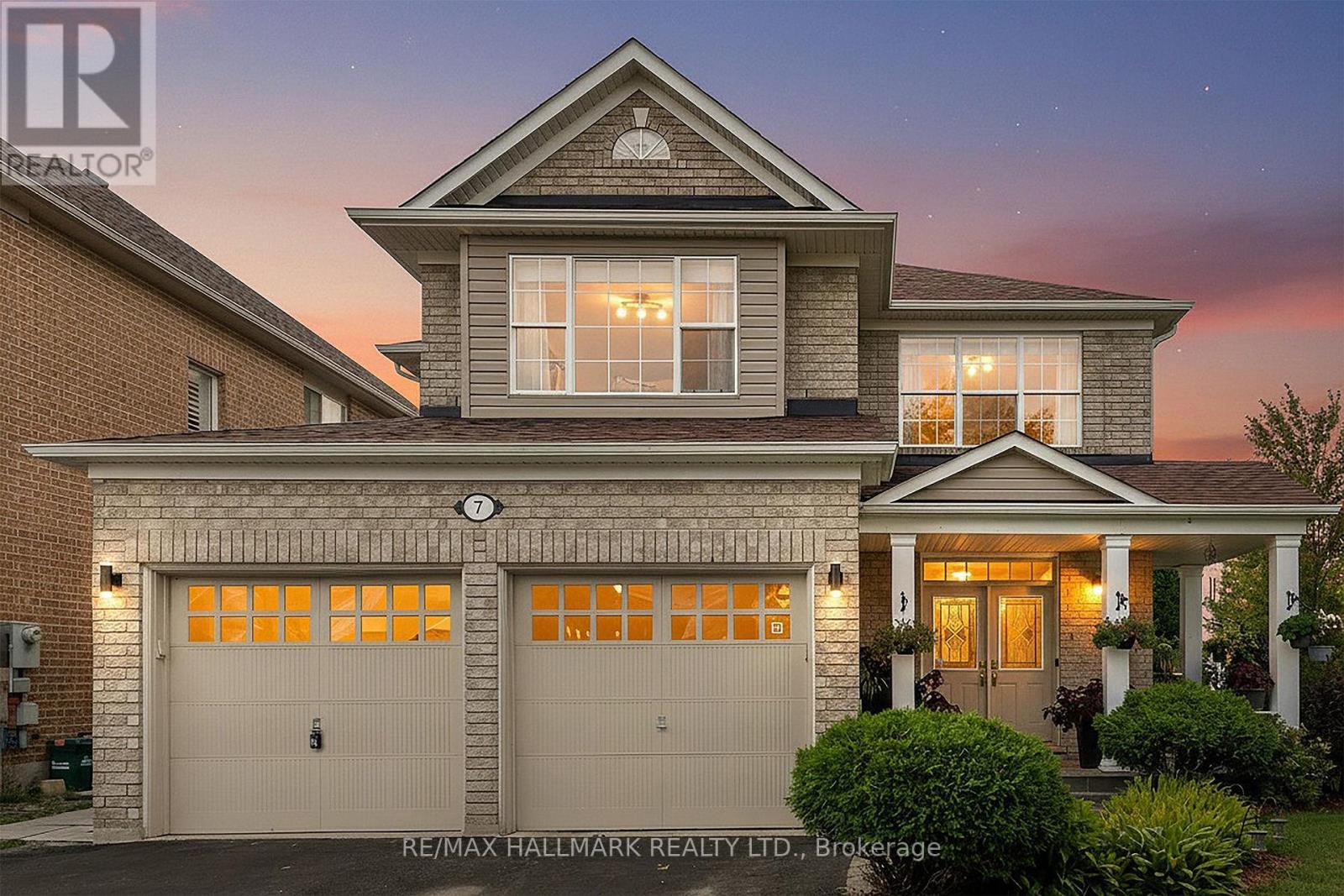 7 Delphinium Avenue, Richmond Hill, Ontario  L4E 4V1 - Photo 1 - N12390628