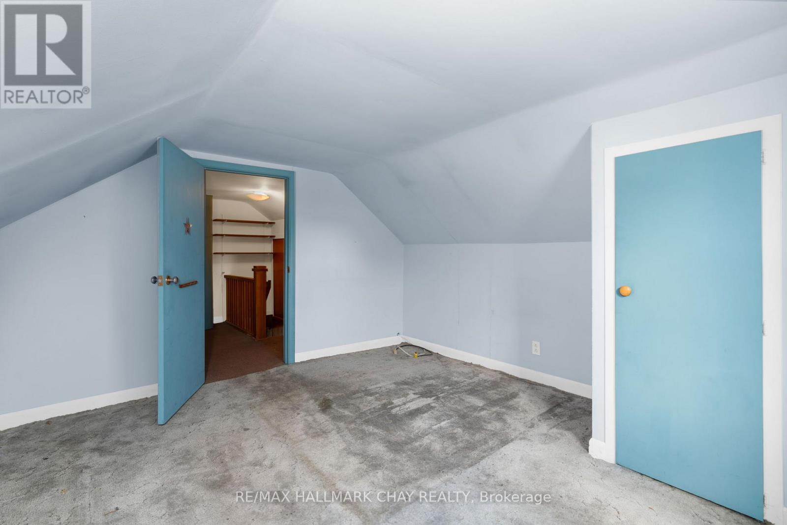 7 Caroline Street E, Clearview, Ontario  L0M 1G0 - Photo 17 - S12390654