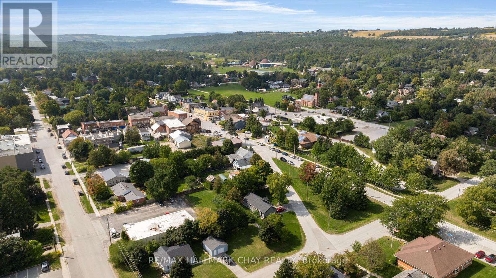 7 Caroline Street E, Clearview, Ontario  L0M 1G0 - Photo 39 - S12390654