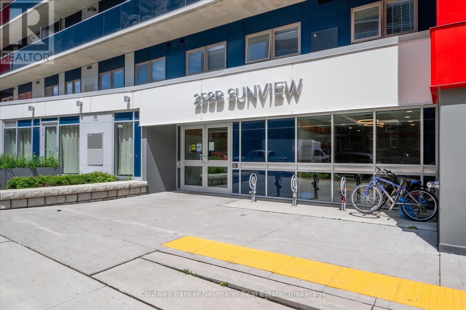 227 - 258b Sunview Street, Waterloo, Ontario  N2L 0H7 - Photo 3 - X12390687