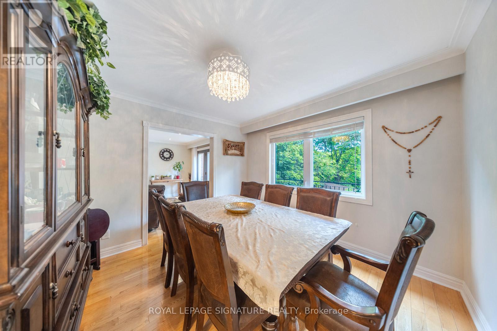 63 Collingdale Road, Toronto, Ontario  M9V 3R2 - Photo 20 - W12390613