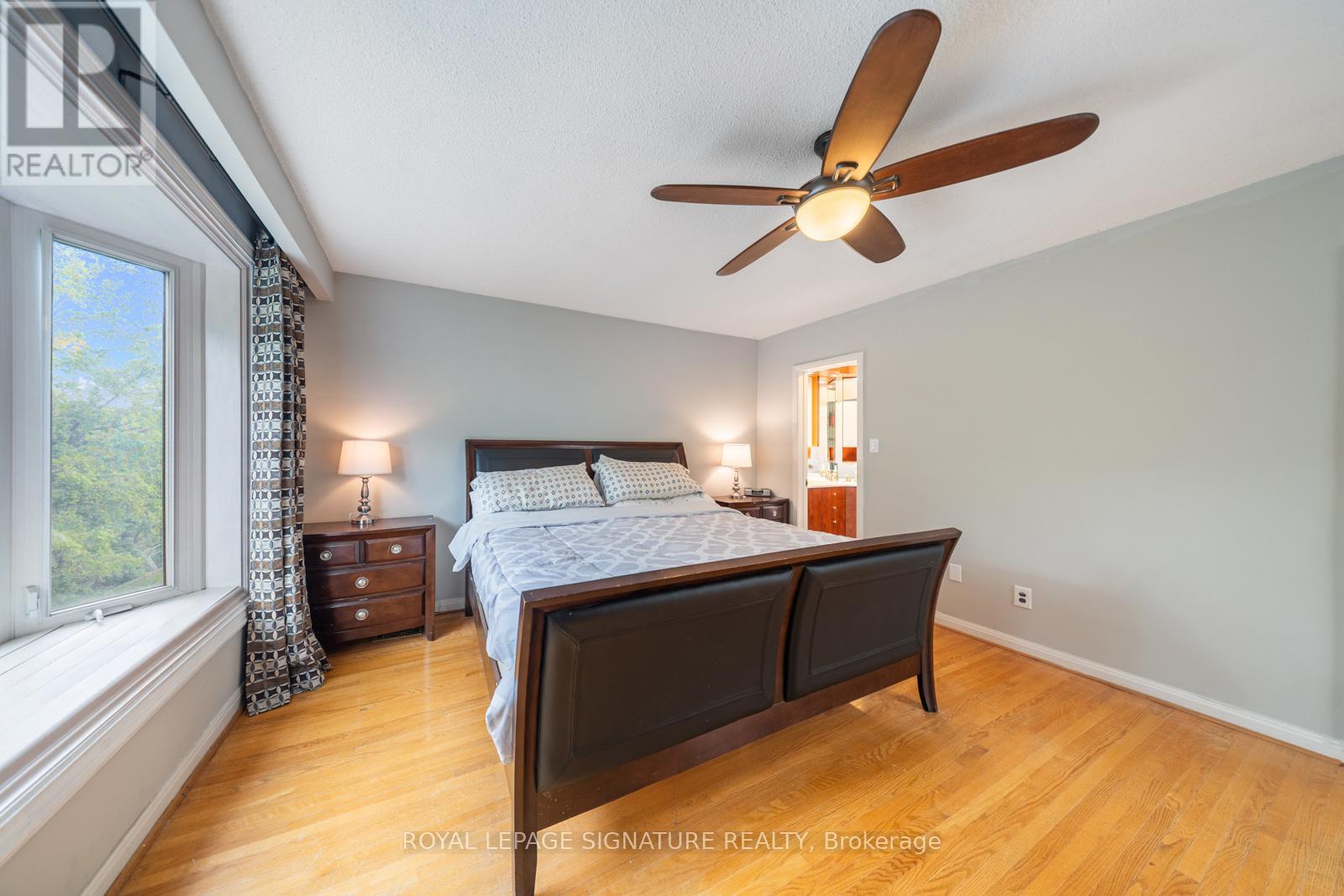 63 Collingdale Road, Toronto, Ontario  M9V 3R2 - Photo 23 - W12390613