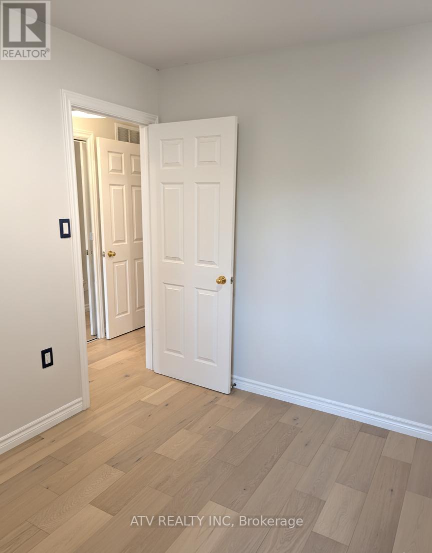 6 Bluewater Court, Toronto, Ontario  M8V 4A8 - Photo 24 - W12390617