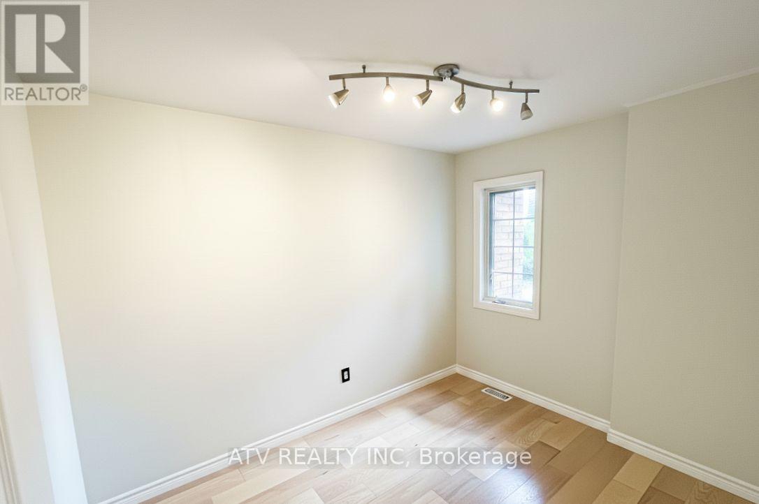 6 Bluewater Court, Toronto, Ontario  M8V 4A8 - Photo 28 - W12390617