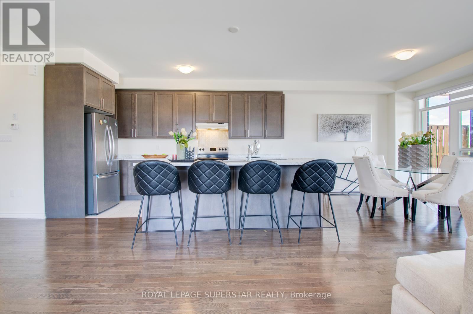 98 Donald Ficht Crescent, Brampton, Ontario  L7A 5H8 - Photo 17 - W12390621