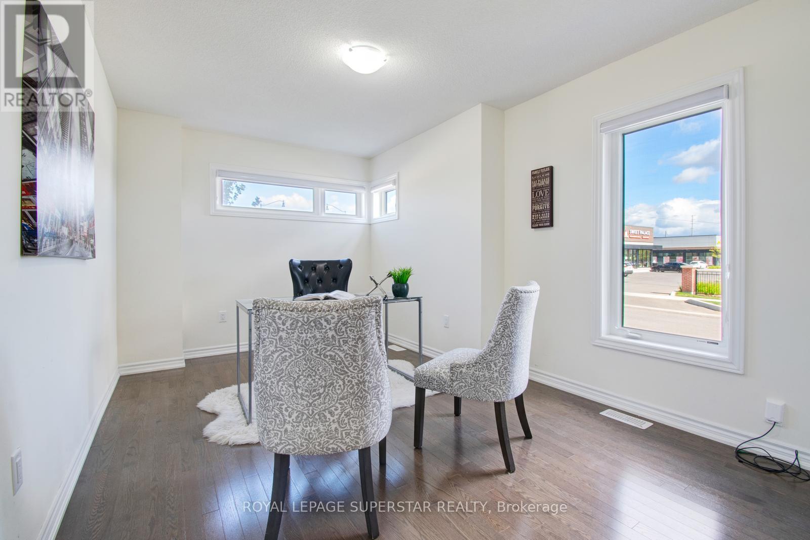 98 Donald Ficht Crescent, Brampton, Ontario  L7A 5H8 - Photo 8 - W12390621