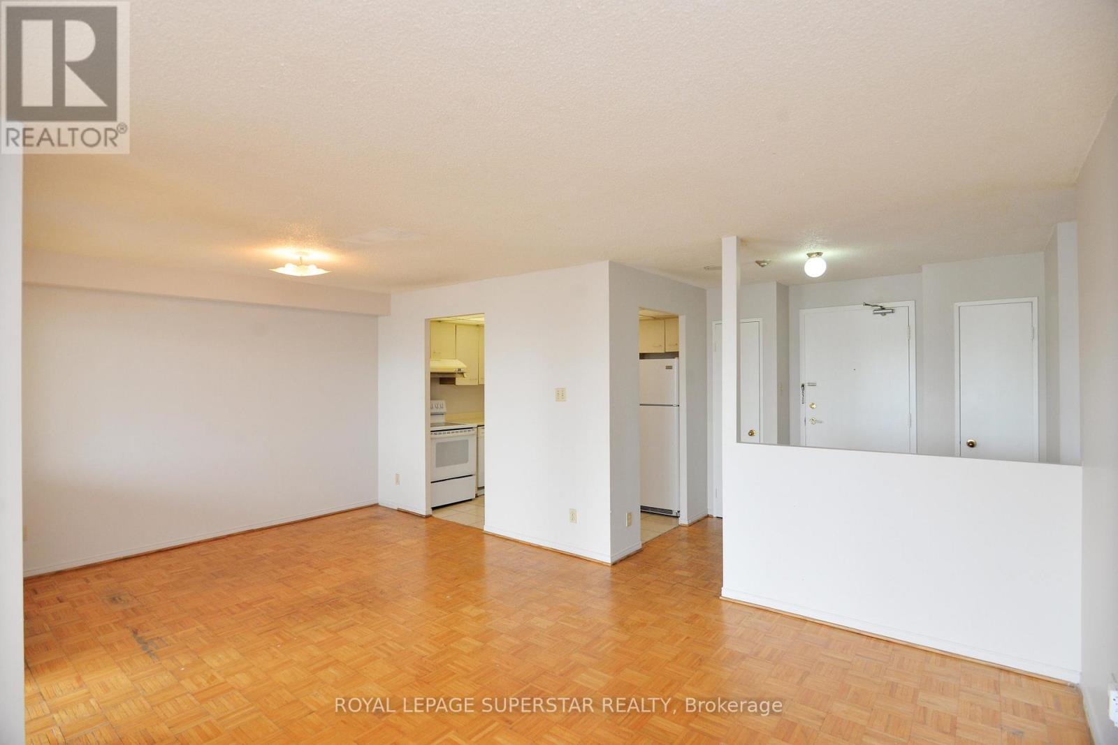 215 - 115 Hillcrest Avenue, Mississauga, Ontario  L5B 3Y9 - Photo 21 - W12390637