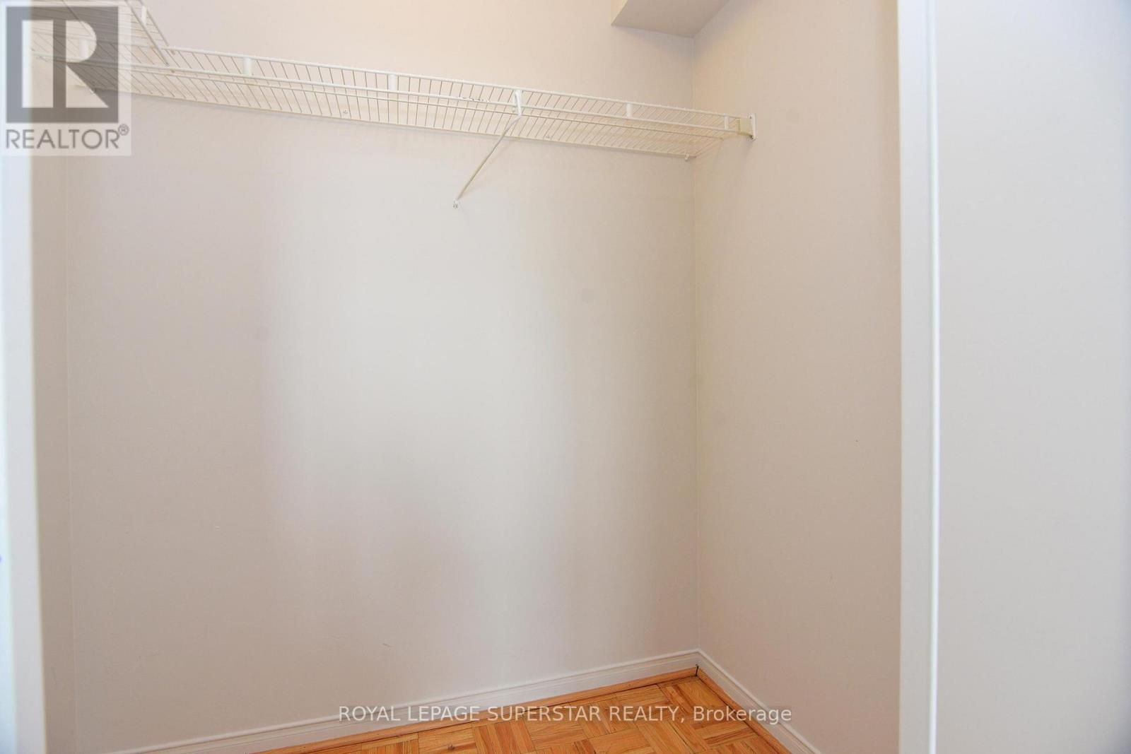 215 - 115 Hillcrest Avenue, Mississauga, Ontario  L5B 3Y9 - Photo 31 - W12390637