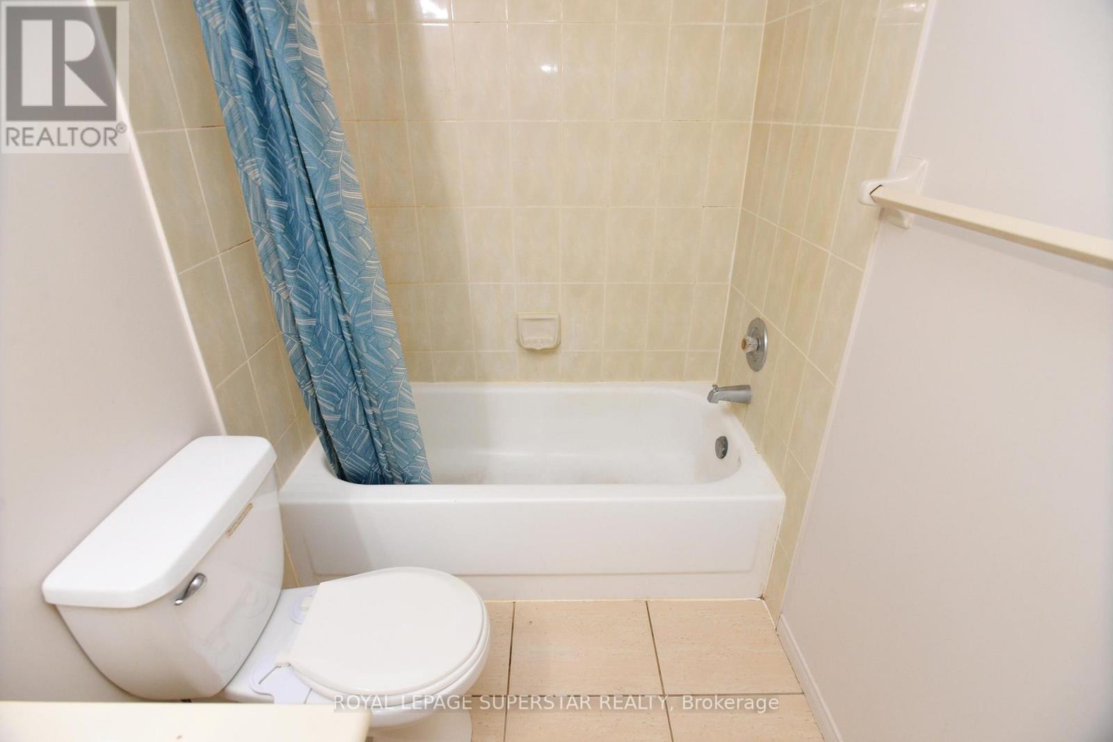 215 - 115 Hillcrest Avenue, Mississauga, Ontario  L5B 3Y9 - Photo 35 - W12390637