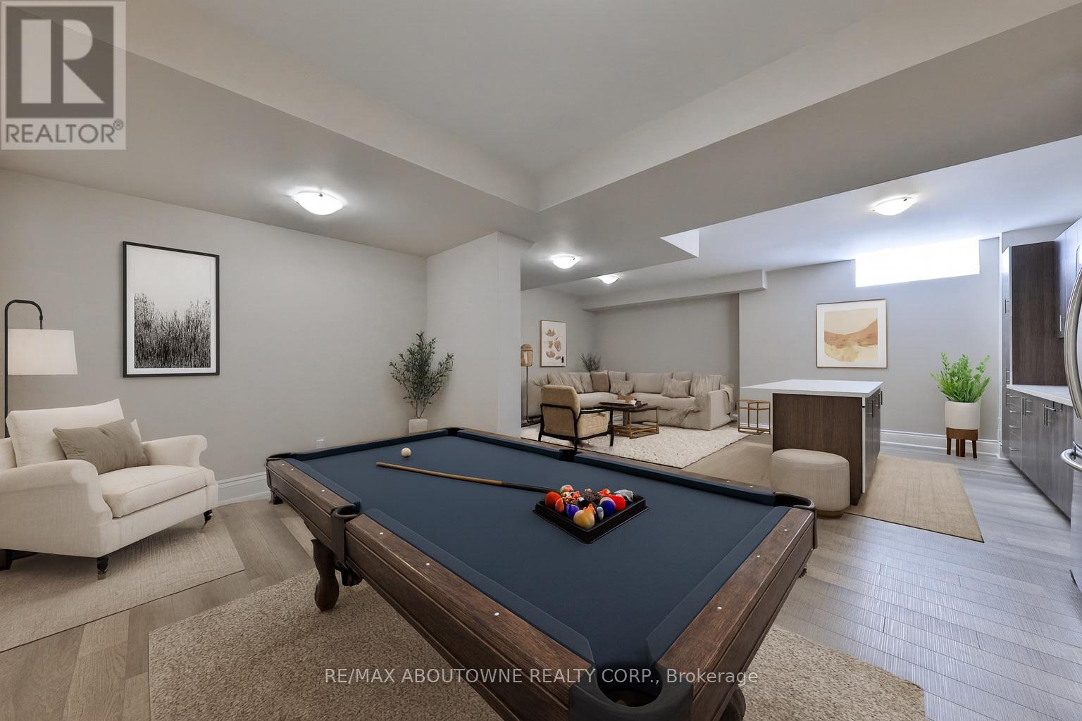 2163 Vineland Crescent, Oakville, Ontario  L6H 0J6 - Photo 44 - W12390646
