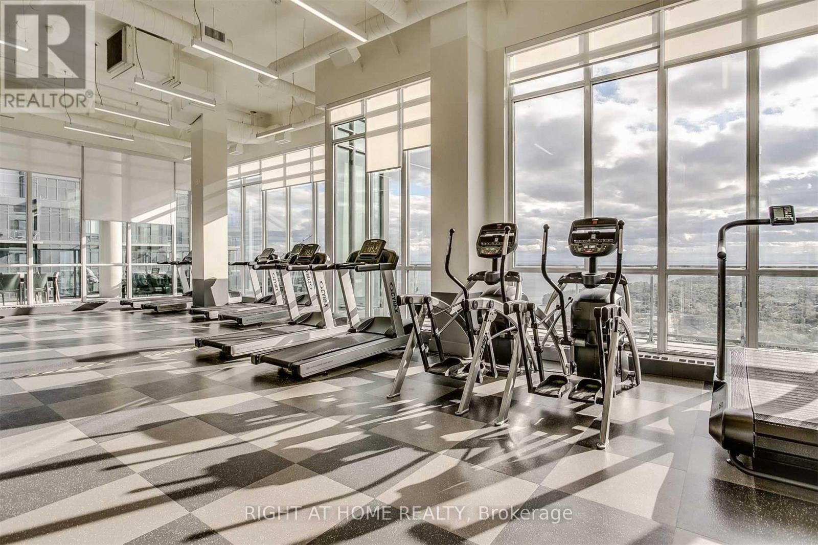 2501 - 10 Park Lawn Road, Toronto, Ontario  M8Y 3H8 - Photo 18 - W12390652