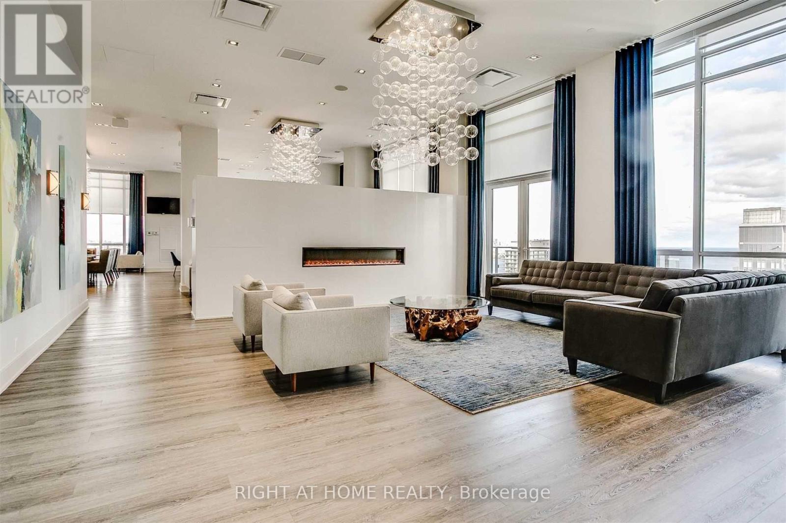 2501 - 10 Park Lawn Road, Toronto, Ontario  M8Y 3H8 - Photo 9 - W12390652