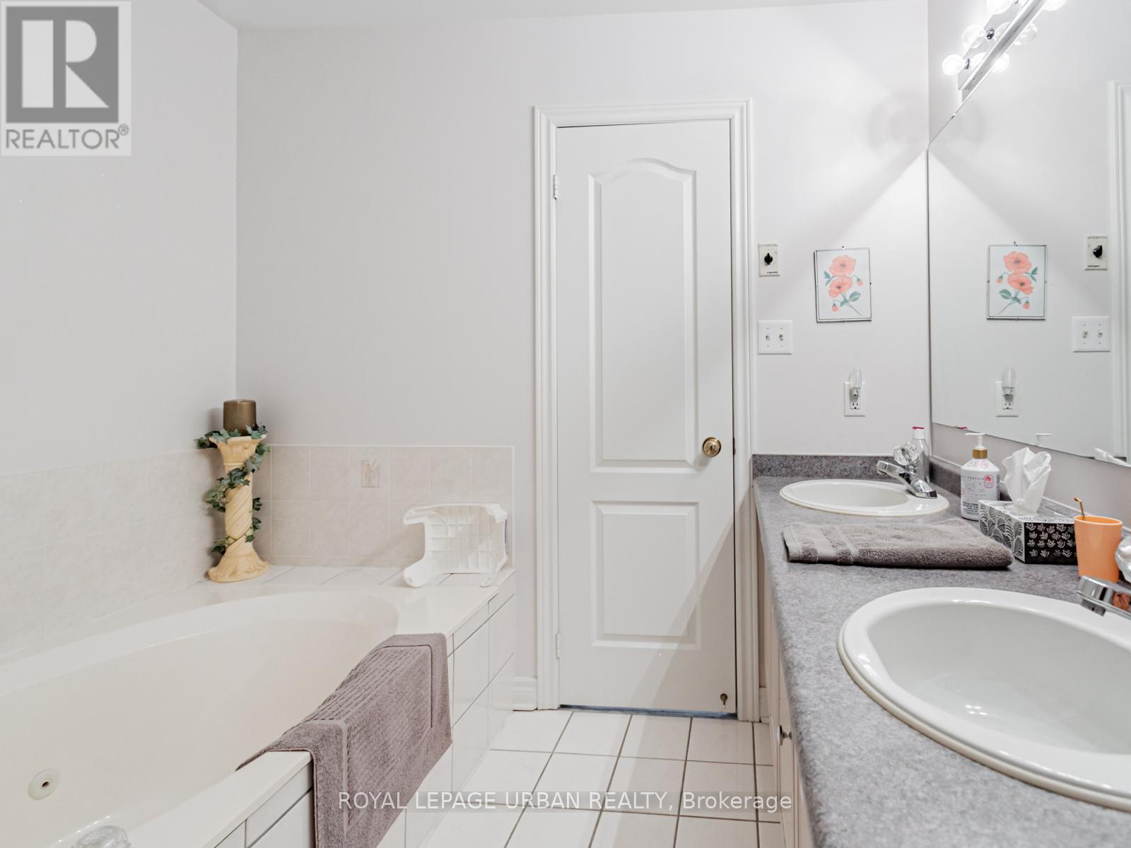 111 - 5662 Glen Erin Drive, Mississauga, Ontario  L5M 5J2 - Photo 24 - W12390678