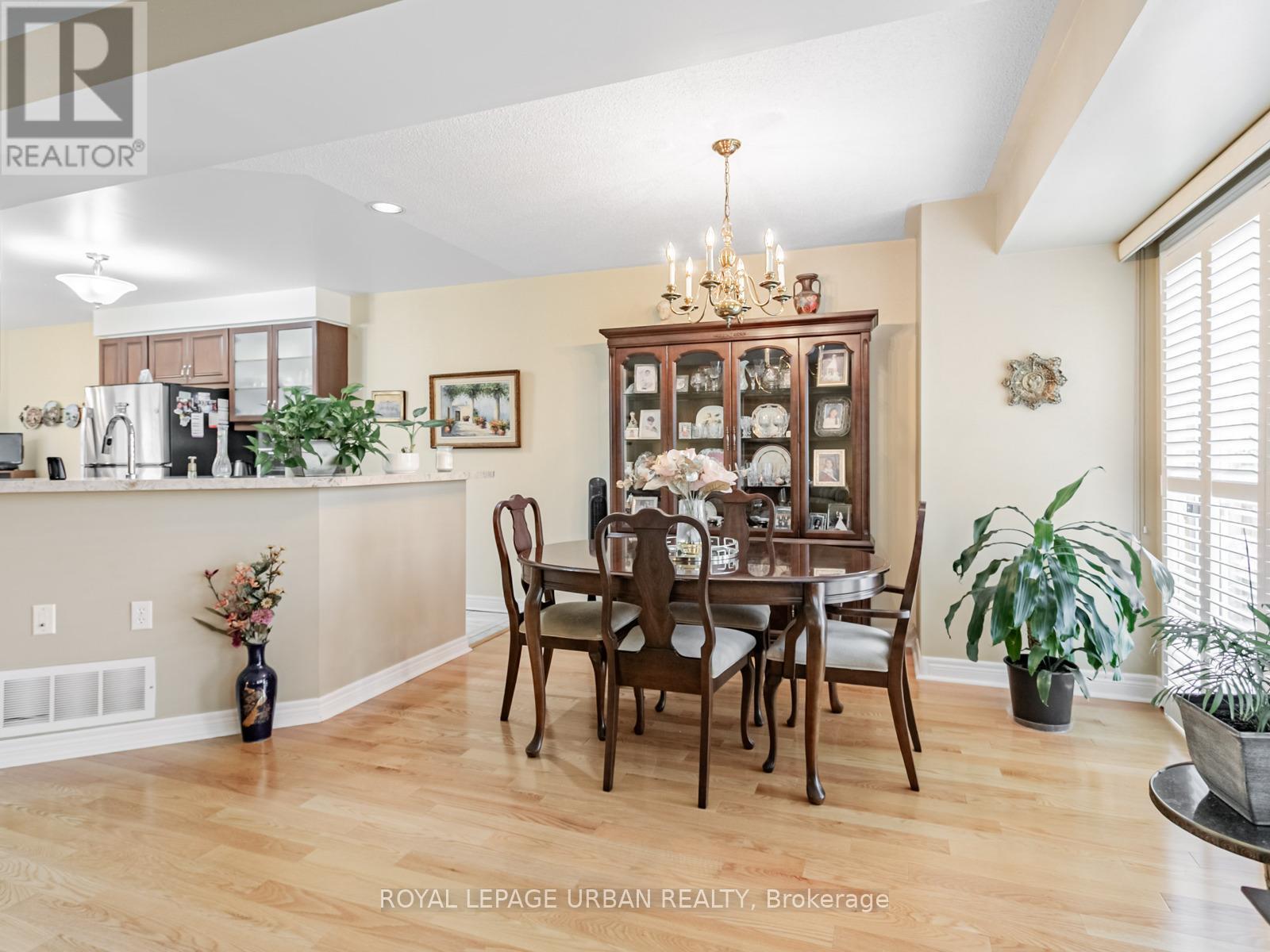 111 - 5662 Glen Erin Drive, Mississauga, Ontario  L5M 5J2 - Photo 8 - W12390678