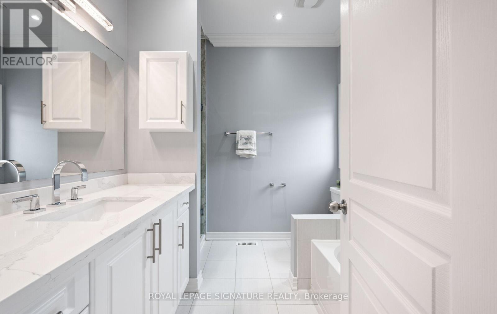 8 Primo Road, Brampton (Northwest Brampton), Ontario  L7A 3Y1 - Photo 23 - W12390680