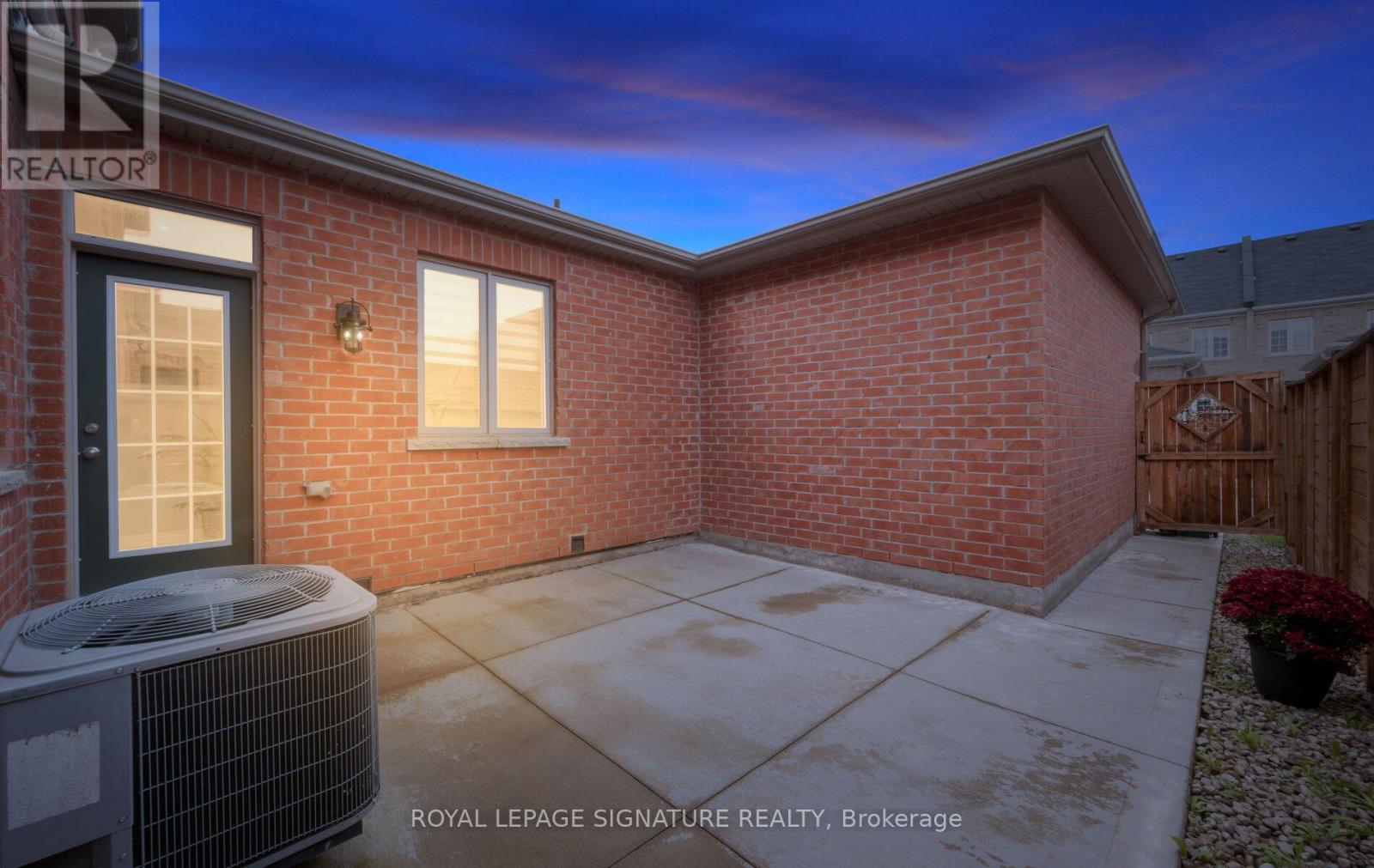 8 Primo Road, Brampton (Northwest Brampton), Ontario  L7A 3Y1 - Photo 39 - W12390680