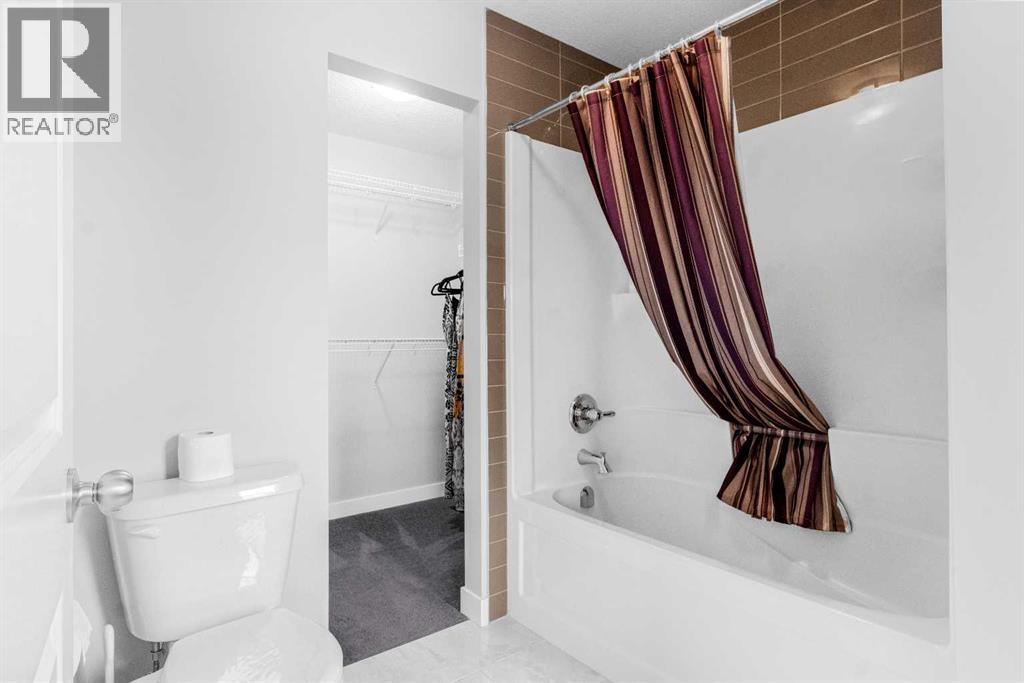 168 Legacy Reach Manor Se, Calgary, Alberta  T2X 2C5 - Photo 6 - A2255399